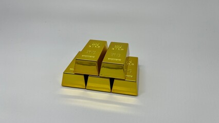 stack of gold bars © fuad chasan
