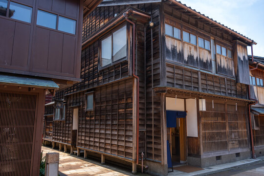 Traditional wooden alleys in Higashi-chaya, Kanazawa, Japan