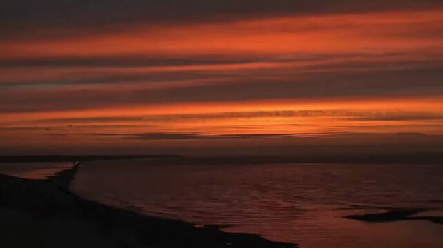 Beautiful time laps Sunset over the Ocean Horizon