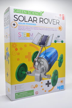 4M Green Science Solar Rover kit box in Manila, Philippines