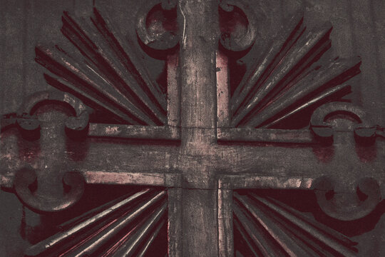 halfo tone vintage print of cross on the wall