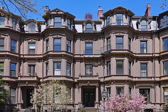 Row of elegant 19th century townhouses or apartment buildings