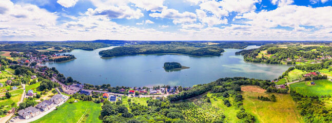 Kaszuby, Ostrzyce i Jezioro Ostrzyckie z lotu ptaka © Aleksandra