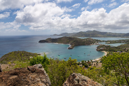 Antigua&rsquo;s bay

