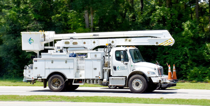 Duke Energy Corporation Truck, Interstate 95, North Carolina, USA