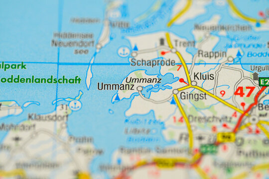 Close up map detail of Ummanz island and coastal routes.