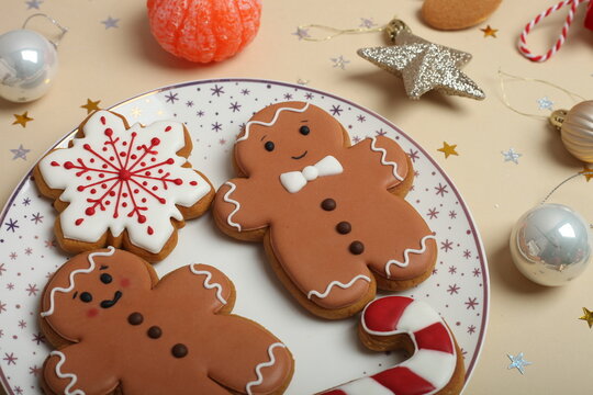 gingerbread cookies and christmas decorations