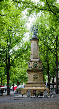 Saxe-Weimar Monument on Lange Voorhout