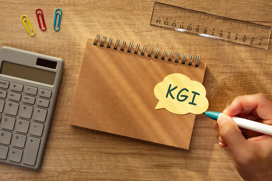 KGI Key Goal Indicator Workspace Setup &mdash; ideal eye-catcher for business management and performance planning articles