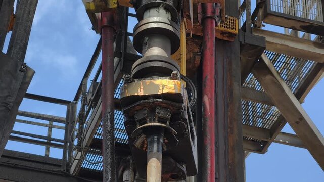 Upward View of Derrick, Top Drive System (TDS), Jack-Up Rig Mast Structure and Fingerboard Layout