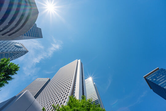 ビル　青空
