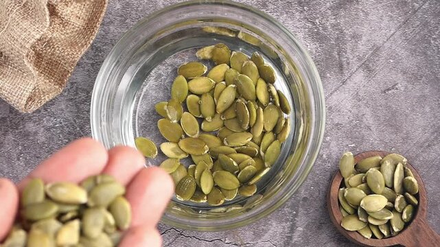 How to prepare pumpkin seeds for snacking
