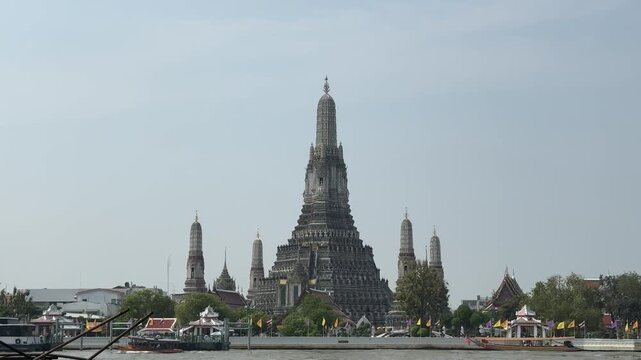 Wat Arun / Bangkok