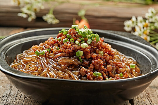 Casserole Minced Meat and Sweet Potato Crystal Noodles