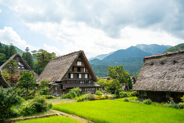 世界遺産　白川郷合掌造り集落　夏 © Hiro074