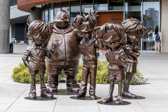 Detective conan and detective boys bronze statue in osaka