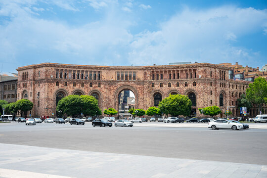 Grand Neoclassical Building and Arch at Republic Square Traffic in Yerevan
