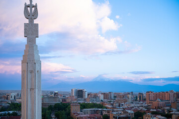 Obraz premium 50th Anniversary Obelisk at Yerevan Cascade Overlooking City and Mount Ararat
