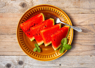 Fresh watermelon slices © Richard Guryca
