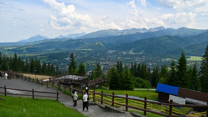 Blick vom Gubalowka auf Zakopane und Bergwelt Hohe Tatra, Berge im Hintergrund -Nosal, Giewont, Kasprowy, Sinica © dmaphoto
