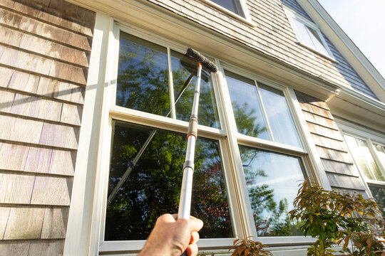 Hand  Glass Window reflection Clean home Squeegee 