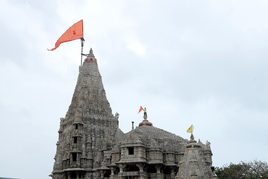 Ancient Dwarkadhish Temple architecture and sacred dhwaja, Gujarat, India