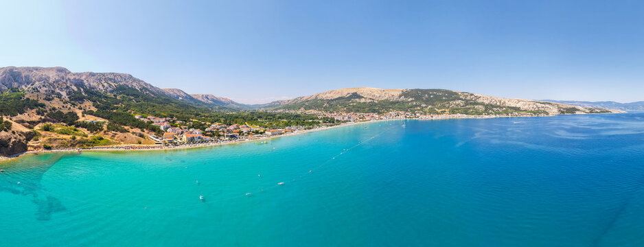 Panorama Mozzafiato della Baia di Ba&scaron;ka, Isola di Veglia, Croazia