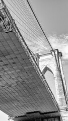 Fototapeta premium Brooklyn Bridge in NYC, Iconic Landmark Connecting Manhattan and Brooklyn