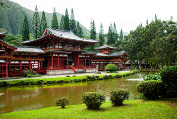 Fototapeta premium Byodo-in Temple, Buddhist temple in Kaneohe, Hawaii