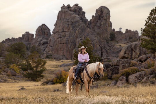 Wyoming Ranch Cowgirl with AQHA Quarter Horse 