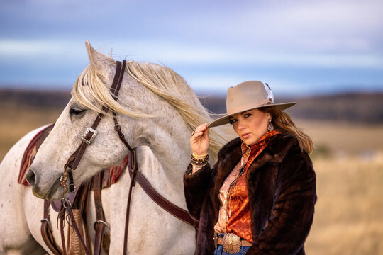 Wyoming Ranch Cowgirl with AQHA Quarter Horse western fashion