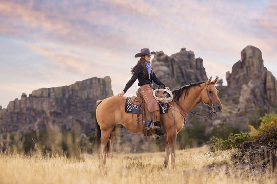 Wyoming Ranch Cowgirl with AQHA Quarter Horse 