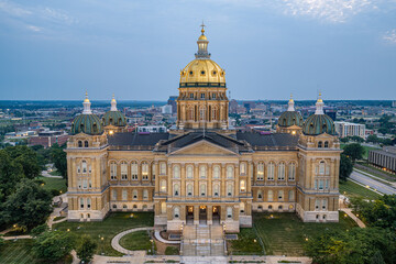 Iowa State Capitol - Des Moines, Iowa © mark