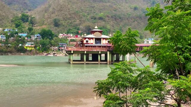 Dhari Devi Temple On River Pillars
