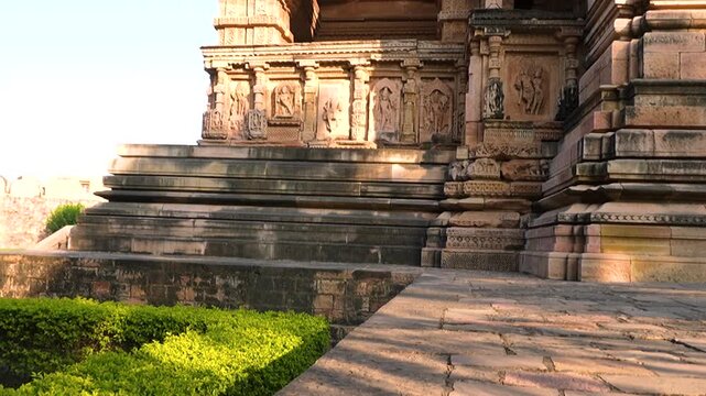 Beautiful Sahastrabahu Temple Carvings in Gwalior Fort, Madhya Pradesh