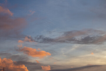 Obraz premium Dramatic Sunset Clouds in a Blue Sky