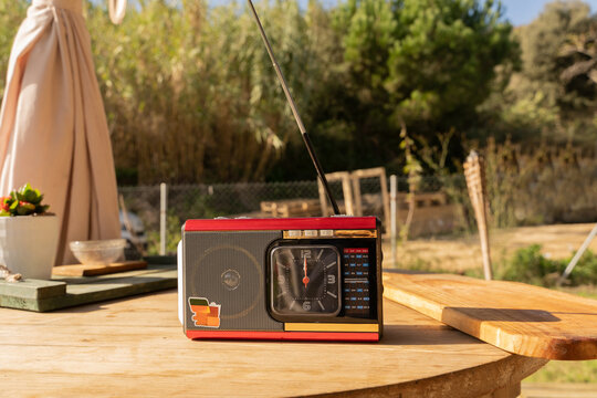 Vintage table clock radio