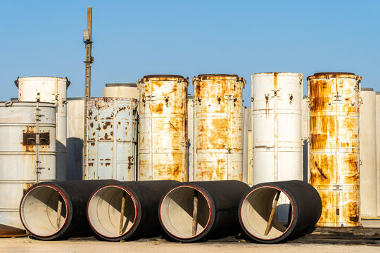 Industrial manufacturing with precast concrete materials