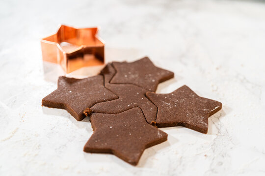 Step-by-Step Chocolate Gingerbread Cookies with Star-Shaped Cutouts