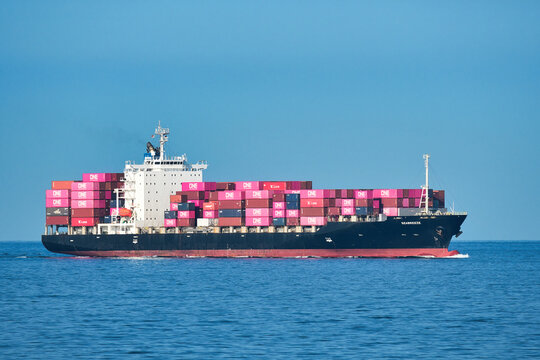 SEABREEZE (IMO 9472579) container ship operated by Ocean Network Express (ONE) sailing in Tokyo Bay