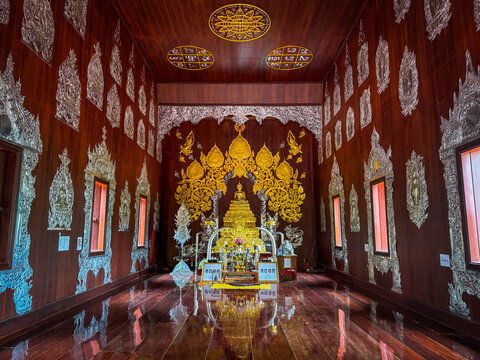 Wat Nong Pling - Laterite Temple Kamphaeng Phet, Thailand