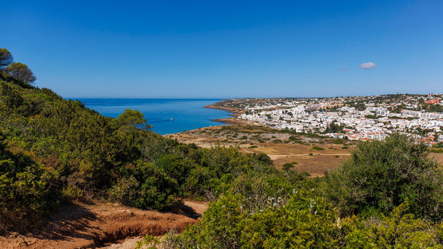 Sur les hauteurs de Luz (Portugal - Algarve - Lagos)