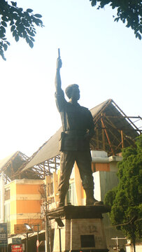Surakarta, Indonesia - June 15, 2026: The statue of Slamet Riyadi at the Gladag Roundabout is 11 meters tall.