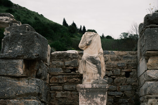 Ephesus izmir Turkiye roman ruins 