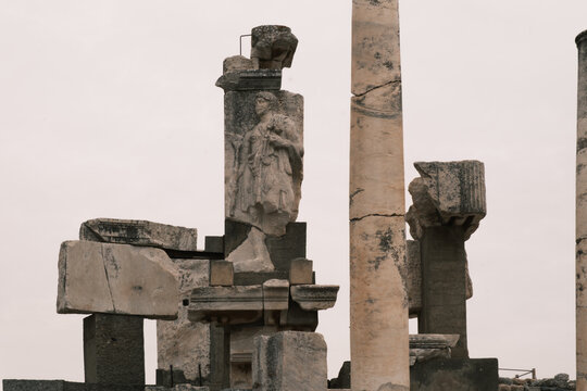 Ephesus izmir Turkiye roman ruins 