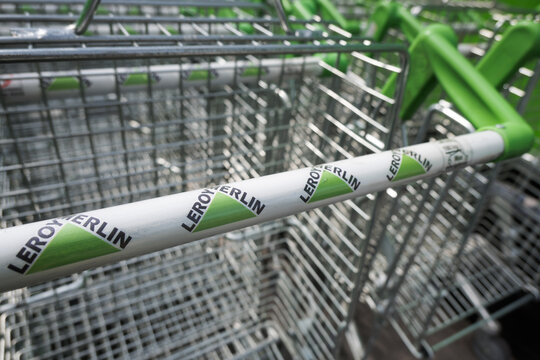 Shopping cart from the home improvement retailer Leroy Merlin.
