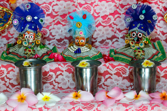 Jagannath Baladeva Subhadra Hindu Altar Deities