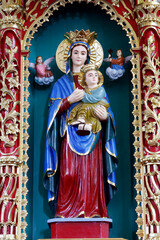 Obraz premium Virgin Mary and Baby Jesus Catholic Statue