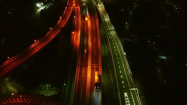夜のインターチェンジ 空撮 4K