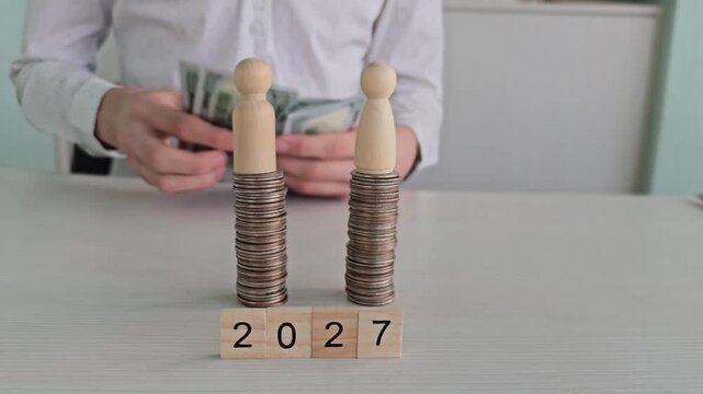 Pay gap, gender pay gap, men earn more, women earn less, percentage of income, feminism, pay inequity, men in high positions. Equal income in 2027